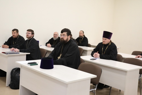 6 декабря митрополит Саранский и Мордовский Зиновий посетил Саранскую духовную семинарию