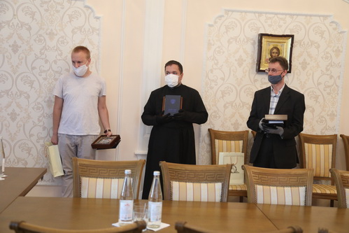 дипломы