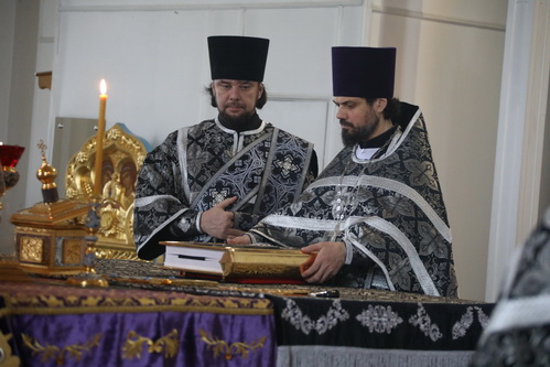 Литургия 1 апреля