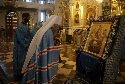 В канун Похвалы Пресвятой Богородицы