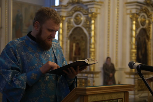 В канун Похвалы Пресвятой Богородицы