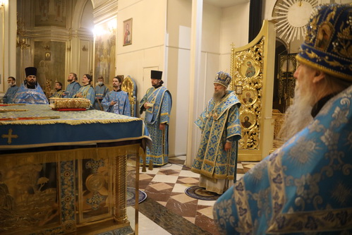 В канун Похвалы Пресвятой Богородицы