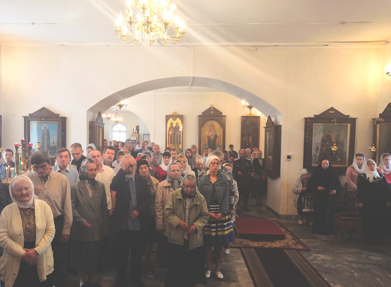 Митрополит Саранский и Мордовский возглавил торжественное богослужение