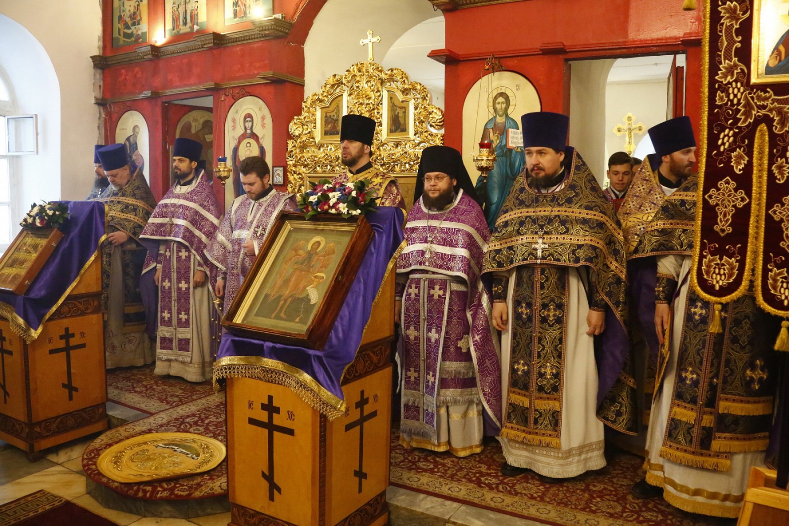 Божественная литургия в Свято-Предтеченском храме