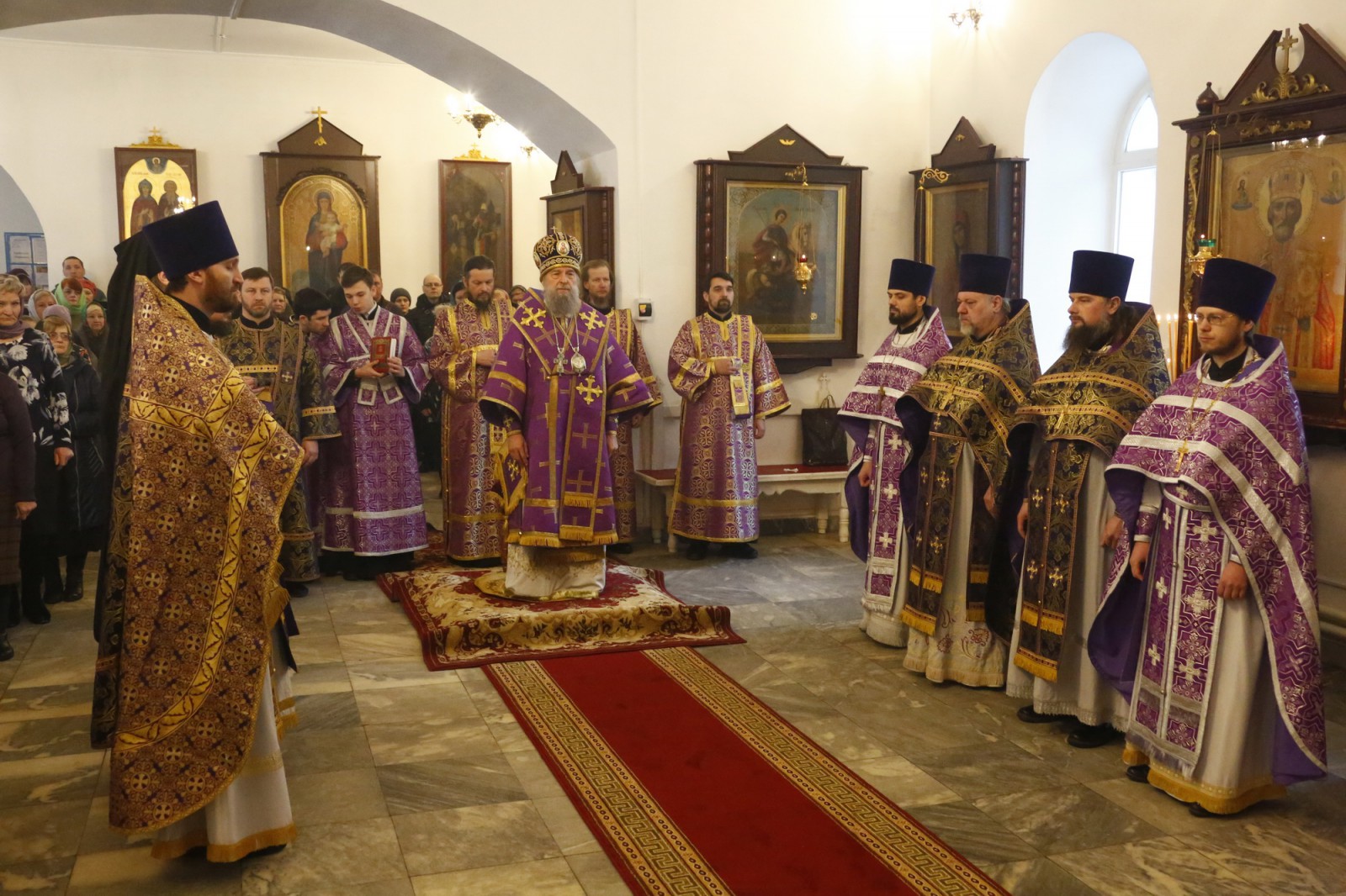 Божественная литургия в Свято-Предтеченском храме