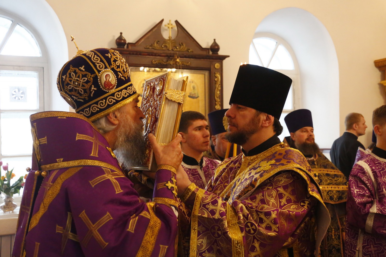 Божественная литургия в Свято-Предтеченском храме