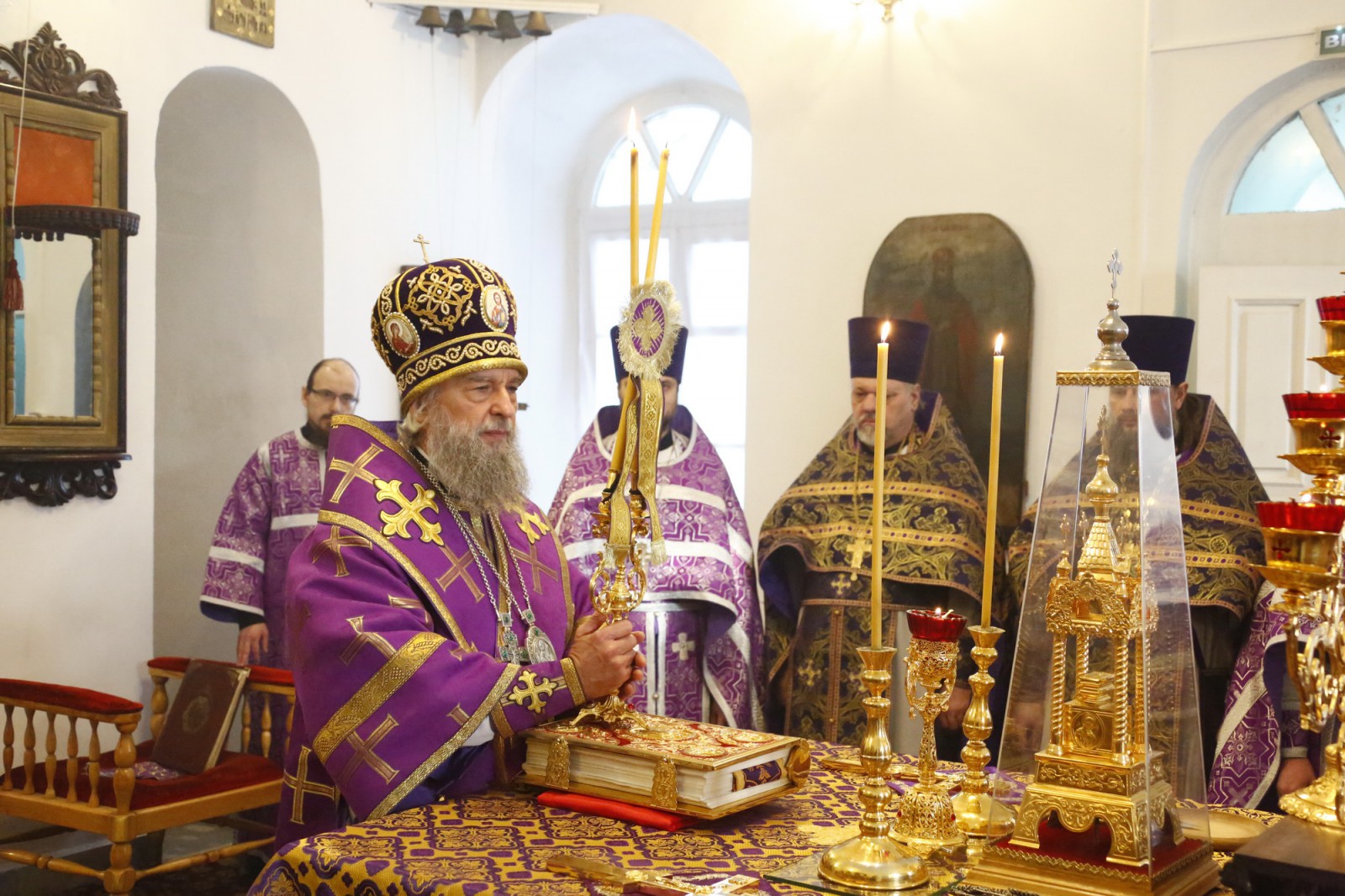 Божественная литургия в Свято-Предтеченском храме