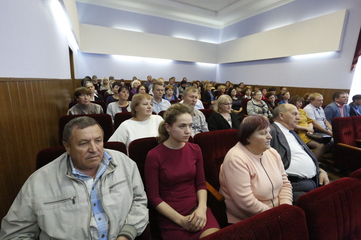 При участии митрополита Саранского и Мордовского Зиновия прошло совещание актива Ромодановского района по вопросам развития Саранской Духовной Семинарии