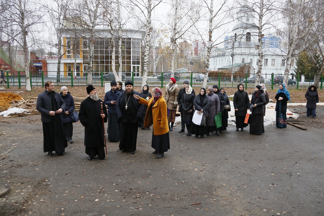 Митрополит Зиновий провел инспекцию строительных работ в Саранской Духовной Семинарии