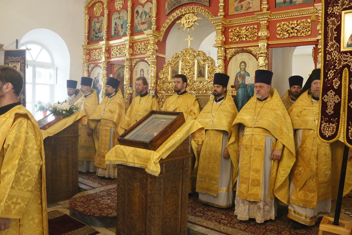 27 июня митрополит Саранский и Мордовский Зиновий