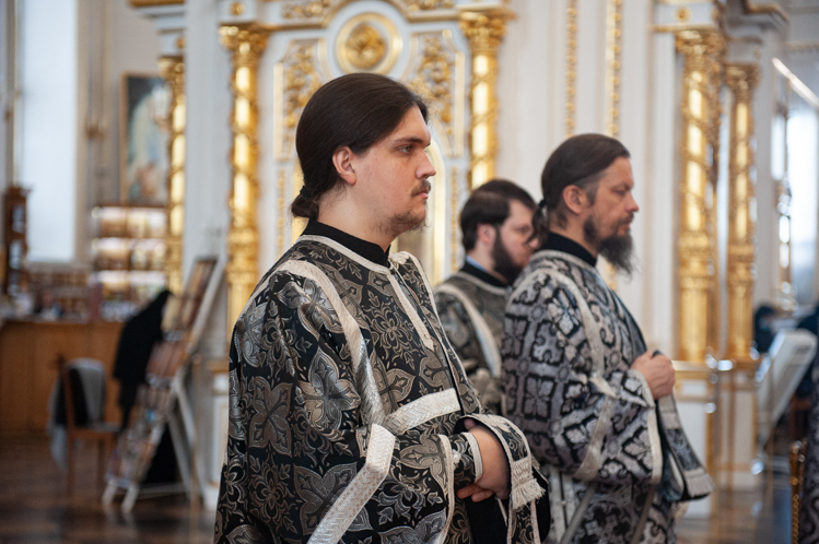 В Великий Понедельник Страстной седмицы