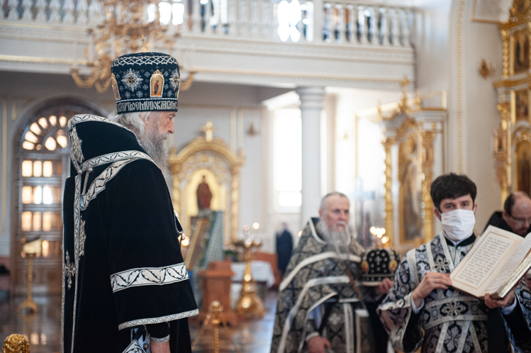 В Великий Понедельник Страстной седмицы