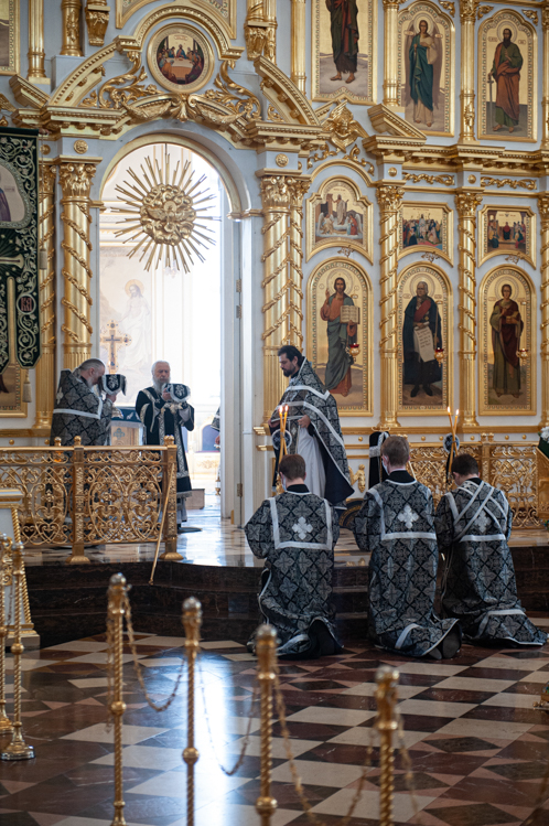 В Великий Понедельник Страстной седмицы