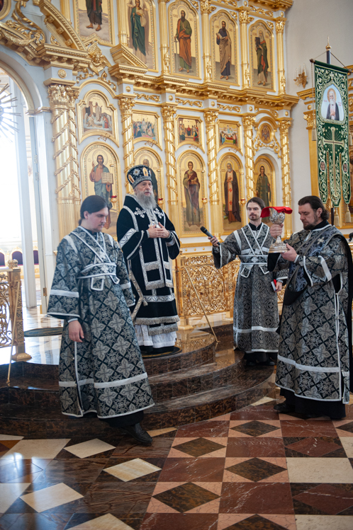 В Великий Понедельник Страстной седмицы