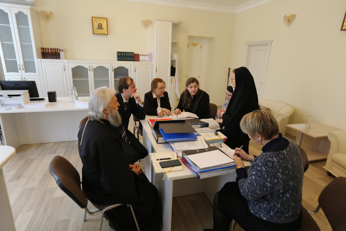В Саранскую духовную семинарию прибыла Инспекционная комиссия