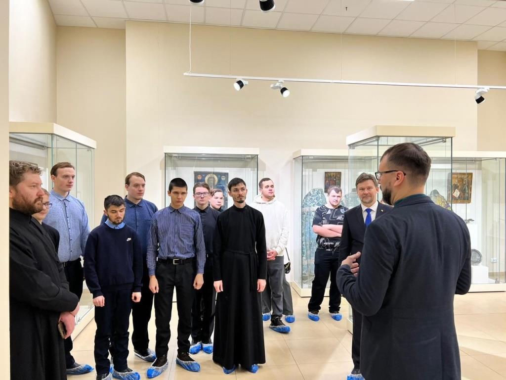 Выставка в Краеведческом музее имени И.Д. Воронина