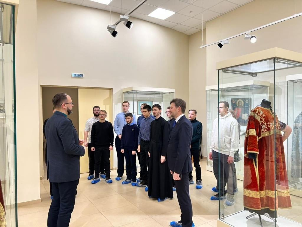 Выставка в Краеведческом музее имени И.Д. Воронина